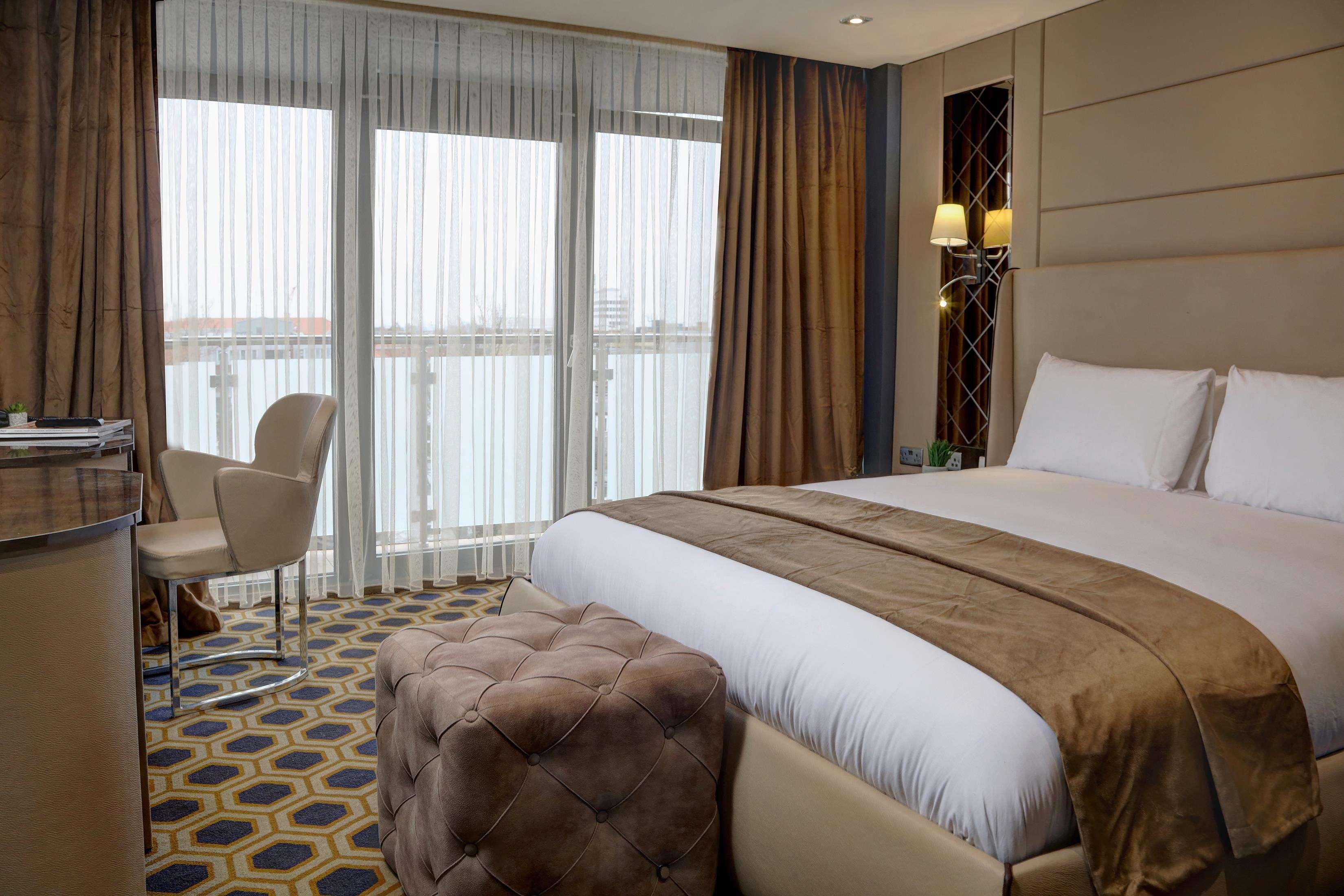 Putney Hotel; BW Signature Collection London Eksteriør billede